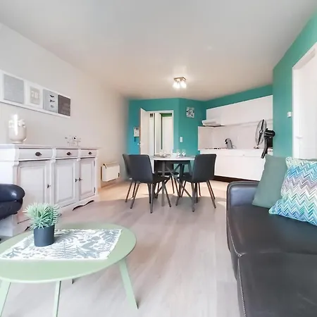 Διαμέρισμα Cozy In With Wifi